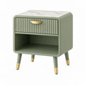 Comodino 55 x 40 x 60 cm verde salvia in legno con piano effetto marmo e cassetto moderno